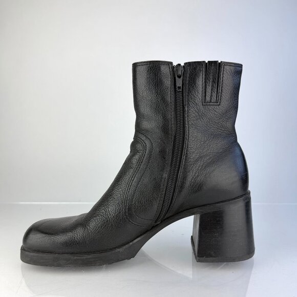 Ipanema Jester Black Leather Block Heel Ankle Boots 8.5M Minimalist Booties - Picture 4 of 12